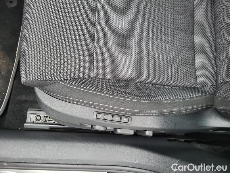  Skoda  Superb  Combi (3V5)(2015) Sup.C.FL2.0TDI 110 Style AT #10