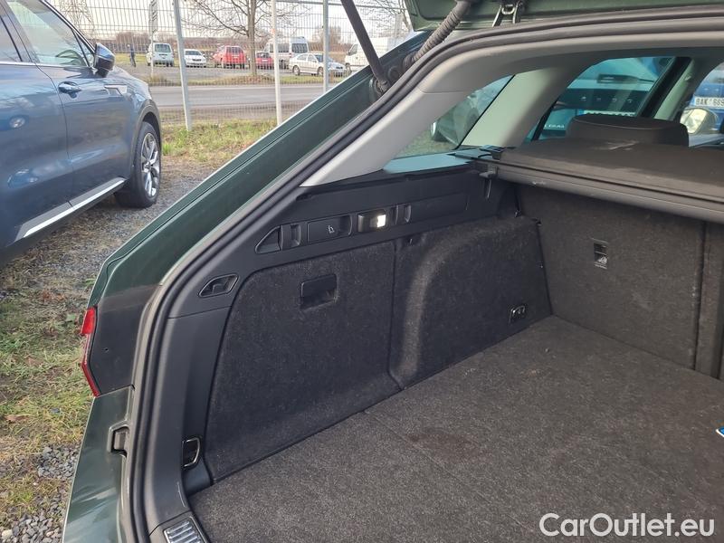  Skoda  Superb  Combi (3T5)(2010) Sup.C.FL2.0TDI 110 Style AT #24