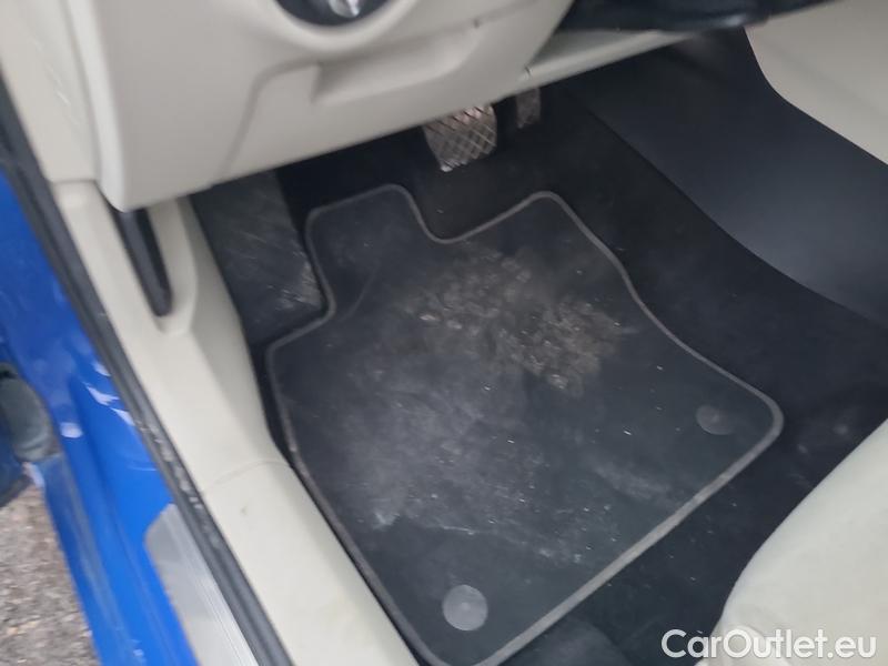  Skoda  Superb  Combi (3V5)(2015) Sup.C.FL2.0TDI 110 Style AT #5