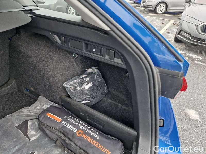  Skoda  Octavia  Combi (NX3)(2020) Oct.Combi 1.5TSI 110 Style #11