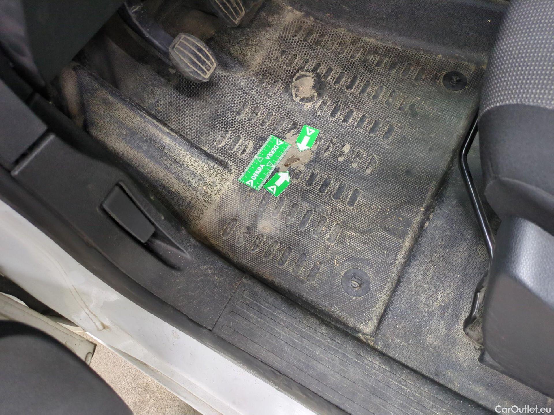  Citroen  Berlingo  Fourgon Club XL 950 1.5 BlueHDi 100CV BVM5 E6dT #2