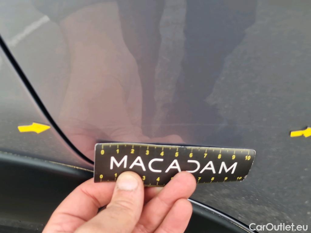  Citroen  C3  Shine 1.2 PureTech 80CV BVM5 6E #3