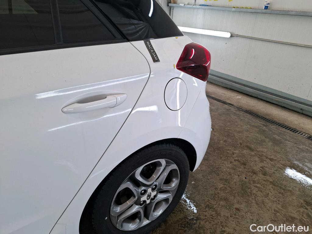  Hyundai  i20  Intuitive 1.2 85CV BVM5 E6 #1