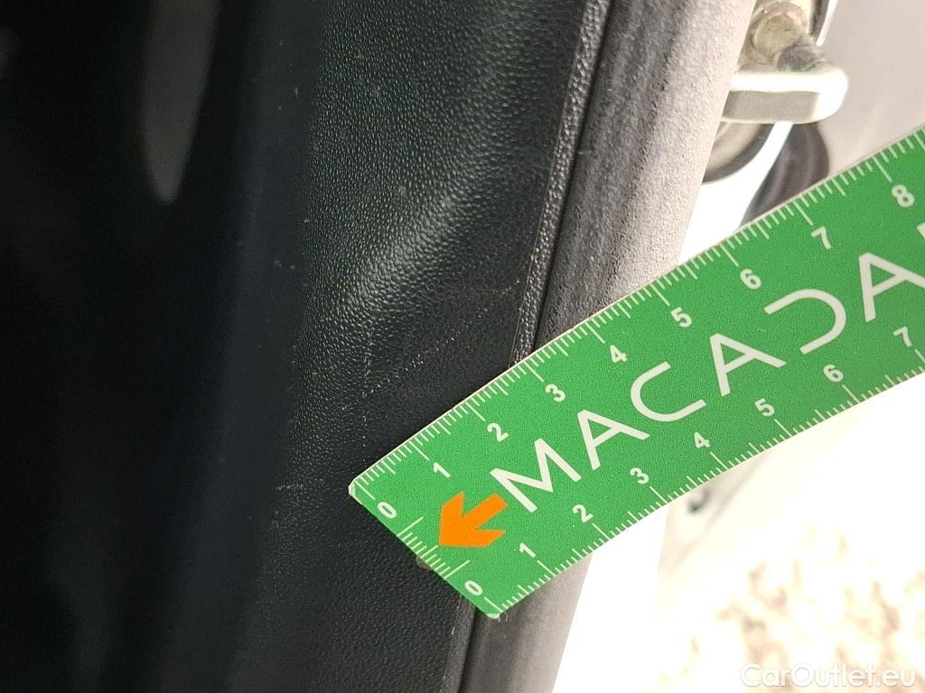  Citroen  C3  Société Feel 1.2 PureTech 80CV BVM5 E6d #6