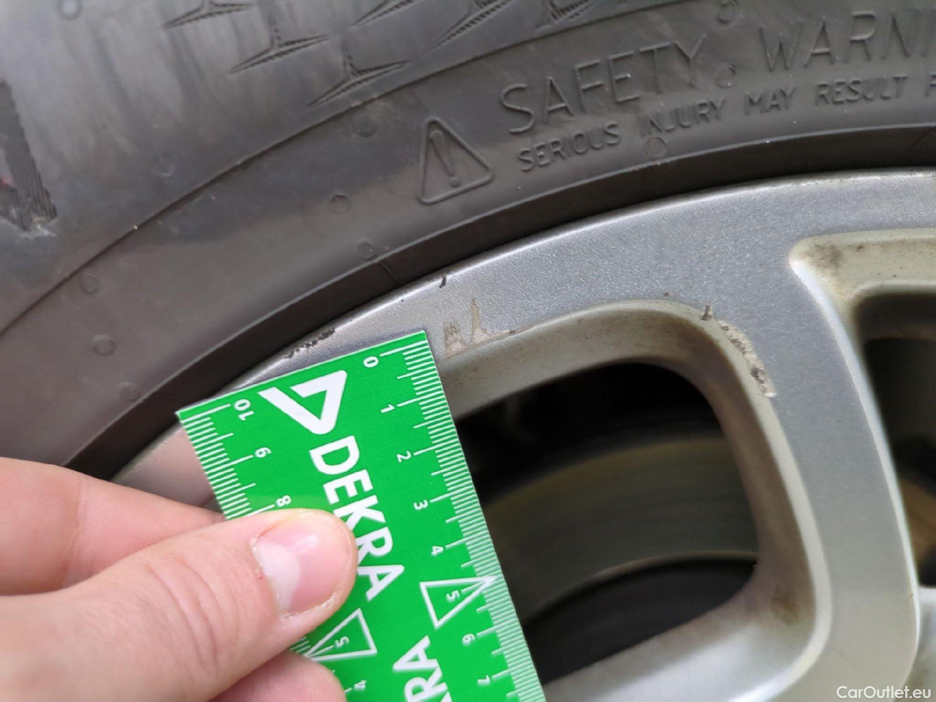  Citroen  C4 Cactus  Feel Nav Société 1.5 BlueHDi 100CV BVM6 E6dT #9