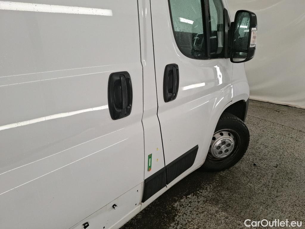  Fiat  Ducato FIAT   2014  4P  Fourgon tôlé 30 M H2 20 Multijet 115 Pack Pro Nav #31