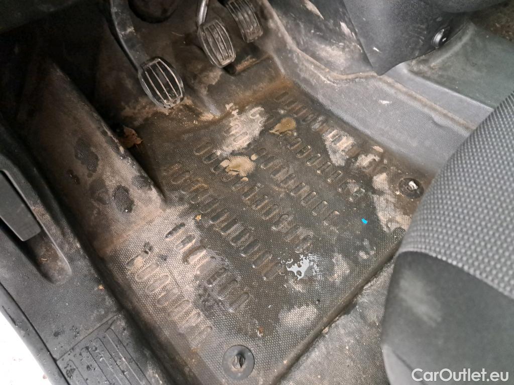  Citroen  Berlingo  Fourgon Club M 650 1.5 BlueHDi 75CV BVM5 E6dT #23