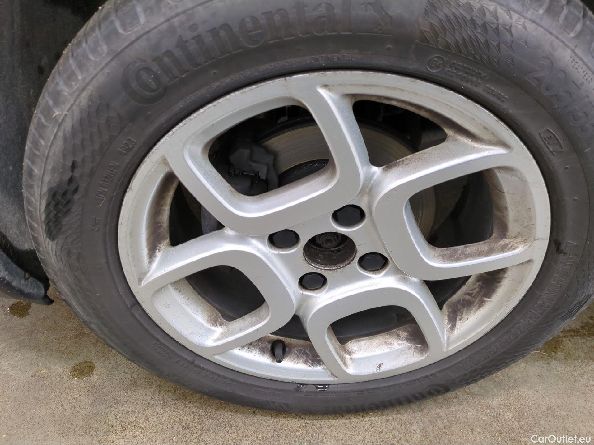  Citroen  C4 Cactus  Feel Nav Société 1.5 BlueHDi 100CV BVM6 E6dT #13