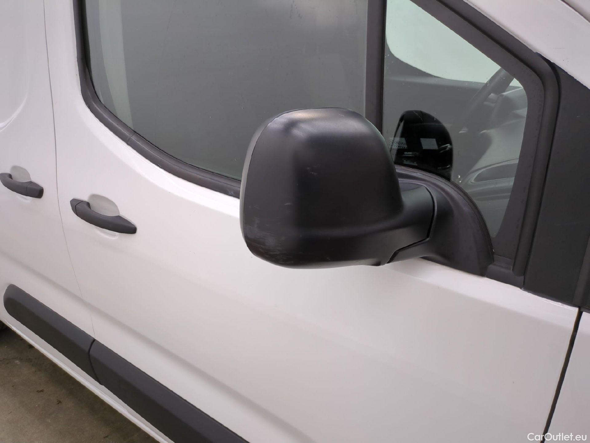  Citroen  Berlingo  Fourgon Club XL 950 1.5 BlueHDi 100CV BVM5 E6dT #25