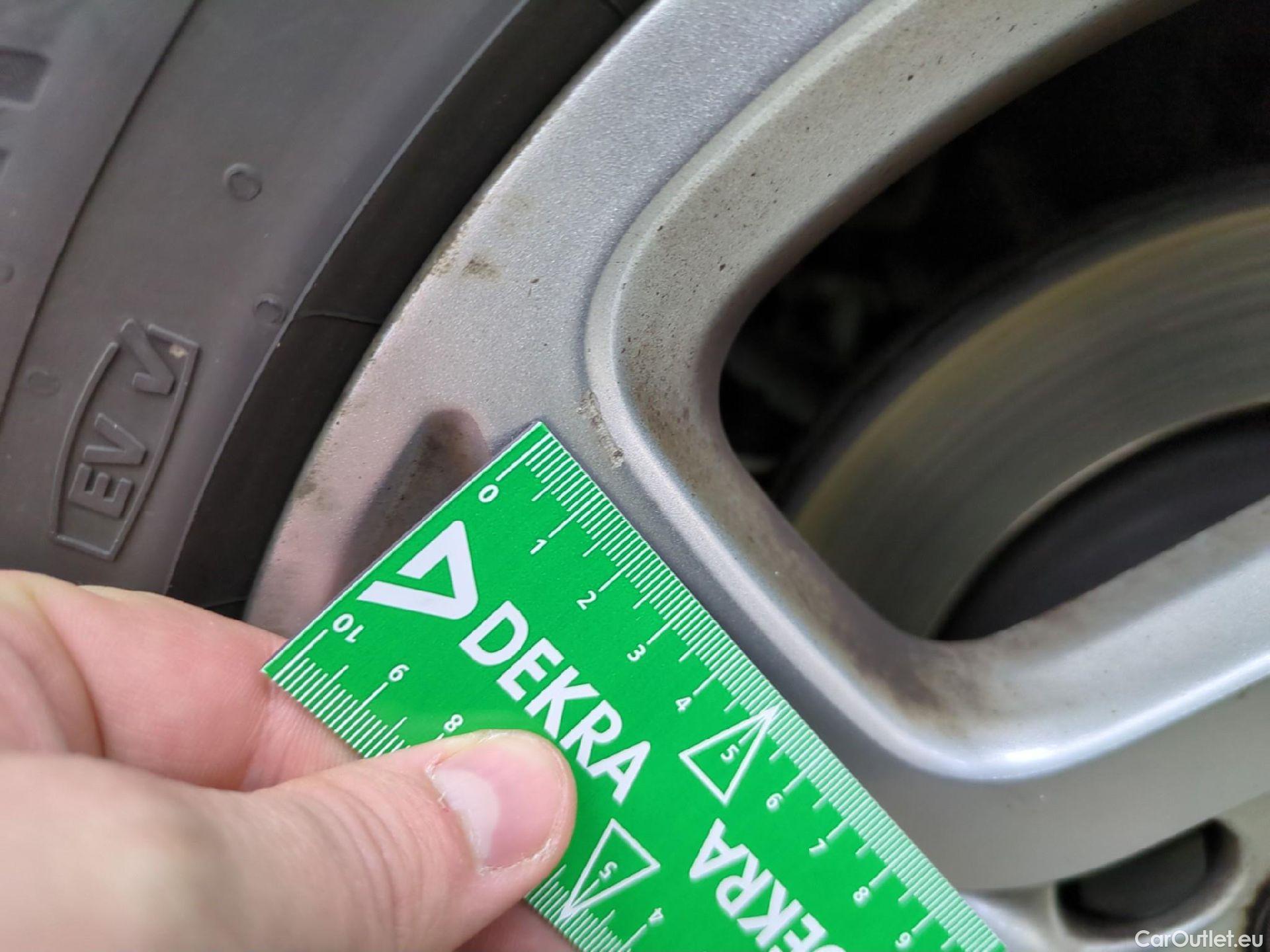  Citroen  C4 Cactus  Feel Nav Société 1.5 BlueHDi 100CV BVM6 E6dT #10