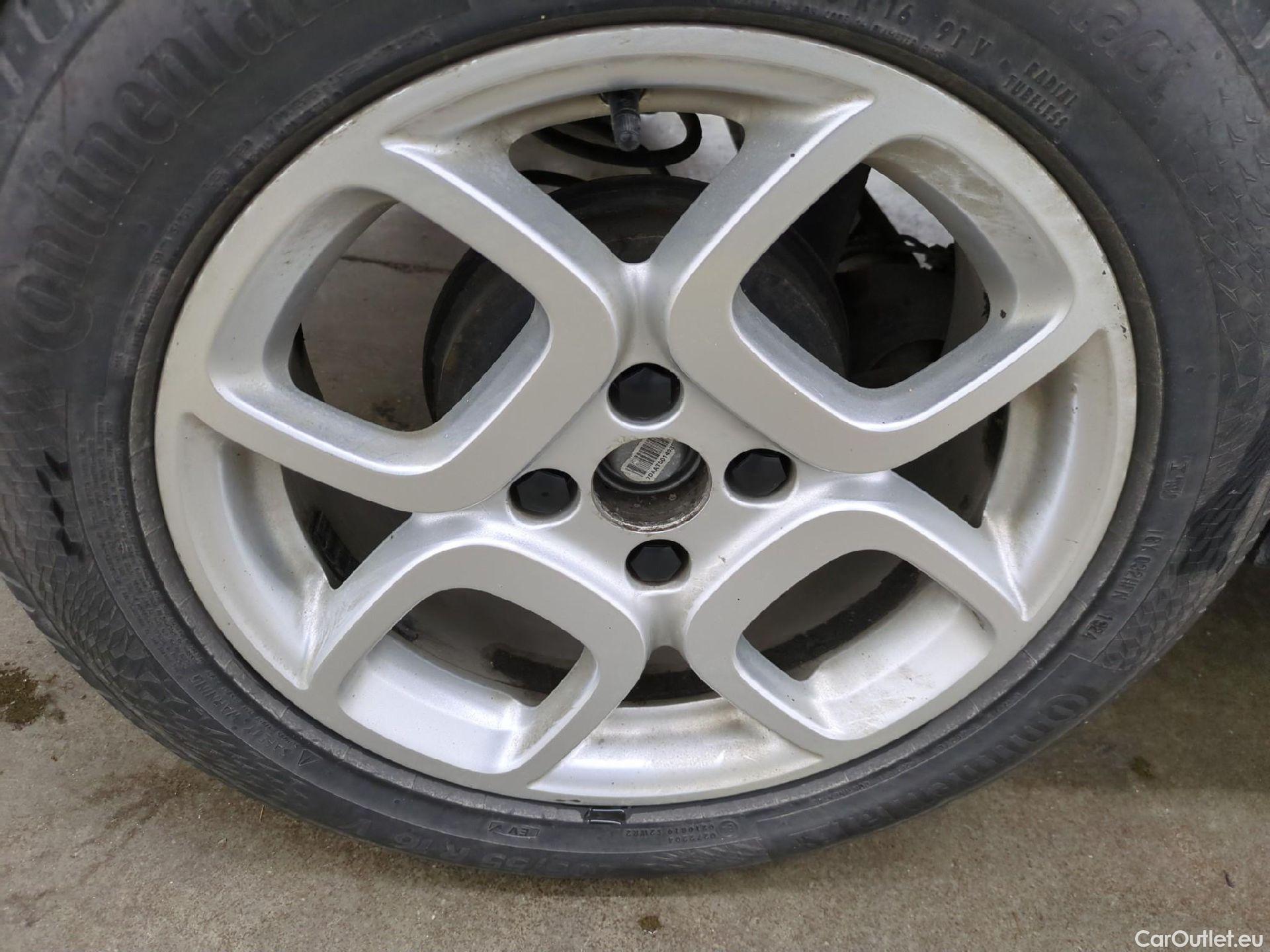  Citroen  C4 Cactus  Feel Nav Société 1.5 BlueHDi 100CV BVM6 E6dT #19