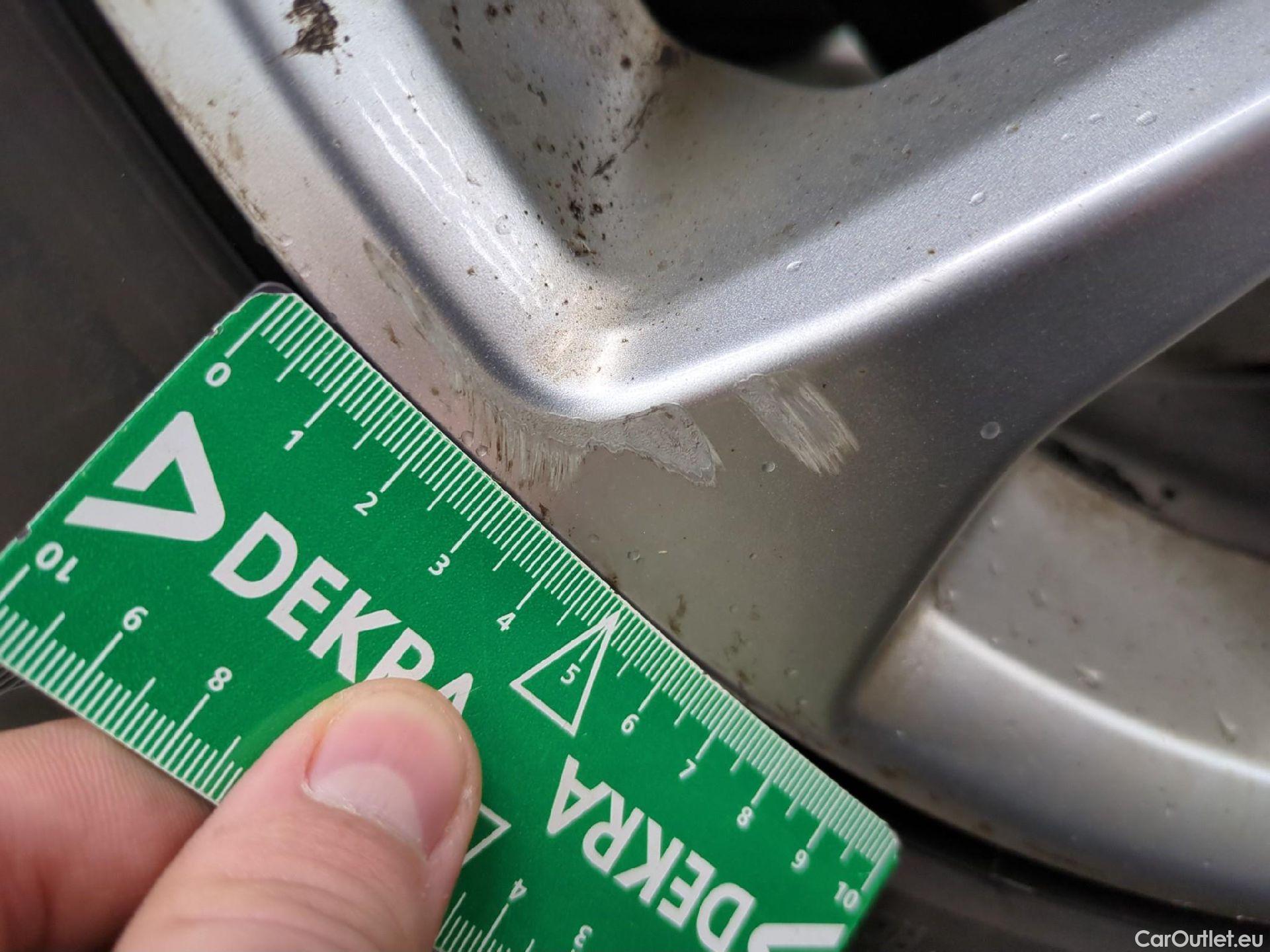  Ford  Kuga FORD  / 2019 / 5P / SUV 2.5 190 hybrid Flexifuel Pshift Titanium #7