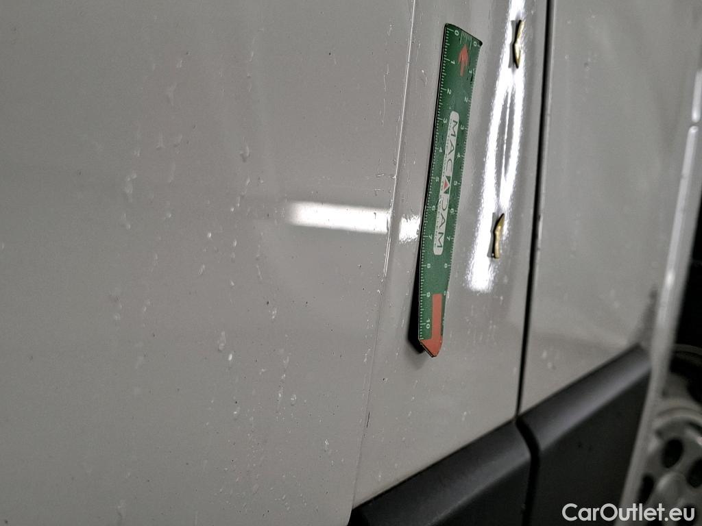  Fiat  Ducato FIAT   2014  4P  Fourgon tôlé 30 M H2 20 Multijet 115 Pack Pro Nav #32