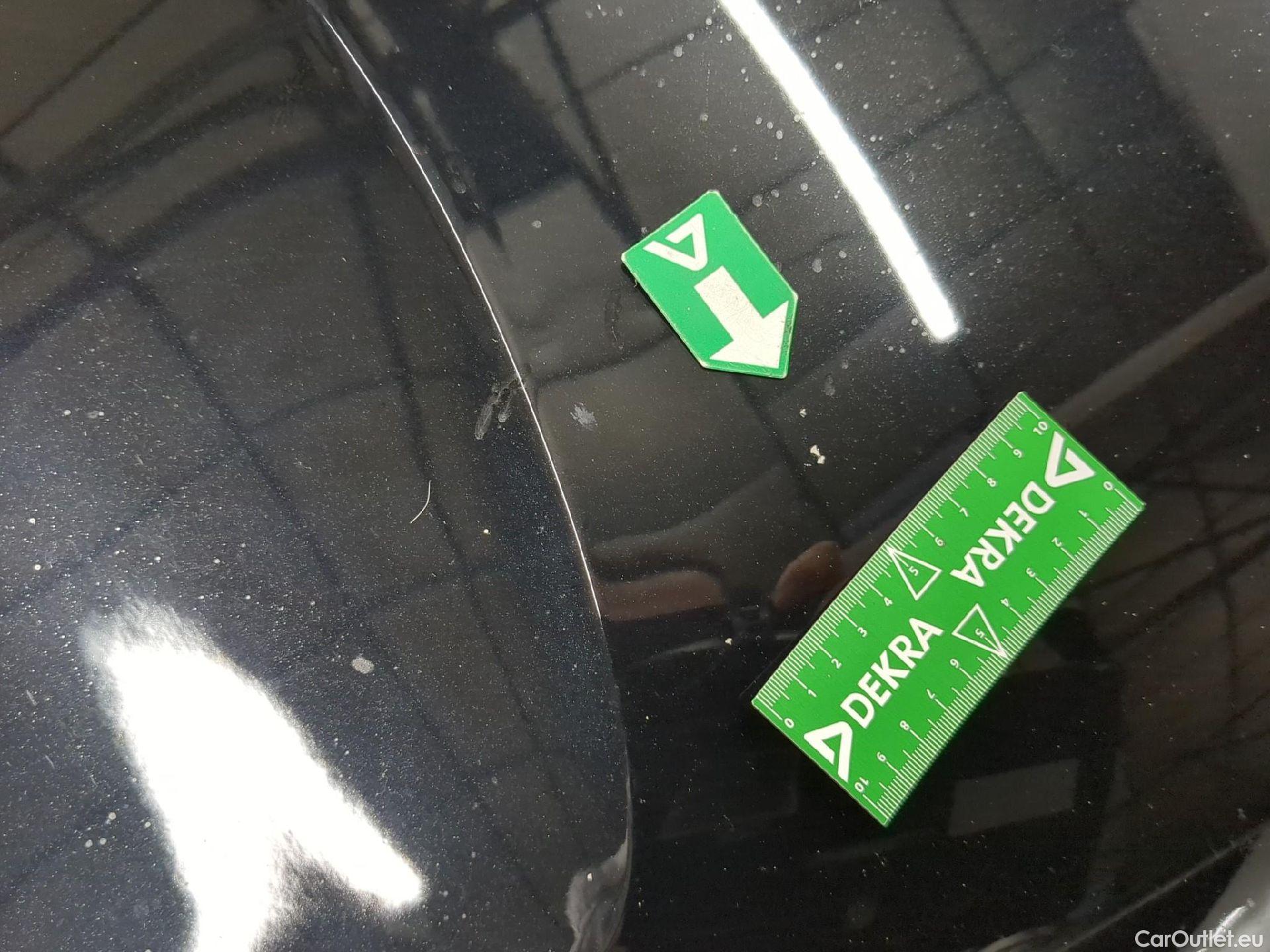  Citroen  C4 CITROEN  X / 2022 / 4P / Berline PureTech 130 S&S EAT8 Shine #20