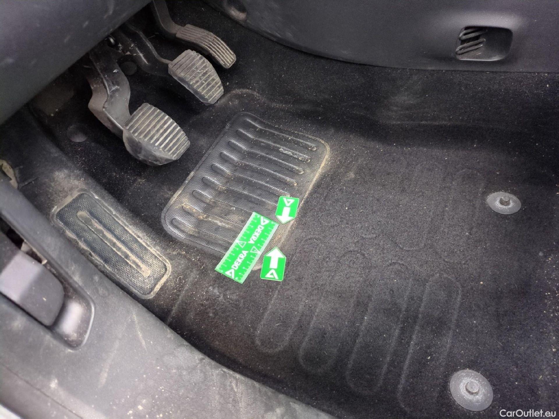  Citroen  C4 Cactus  Feel Nav Société 1.5 BlueHDi 100CV BVM6 E6dT #8