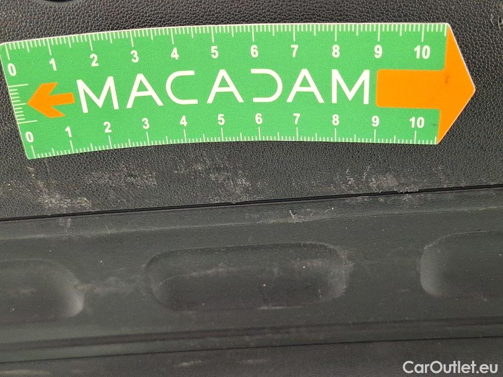  Citroen  C3  Société Feel Nav 1.5 BlueHDI 100CV BVM5 E6dT #37