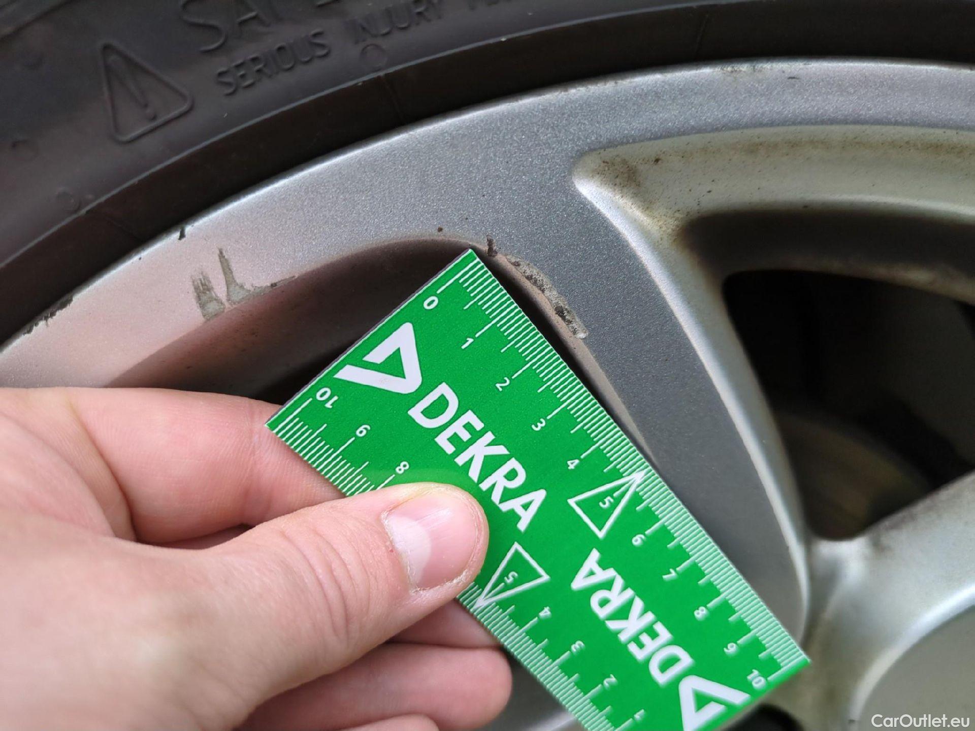  Citroen  C4 Cactus  Feel Nav Société 1.5 BlueHDi 100CV BVM6 E6dT #12