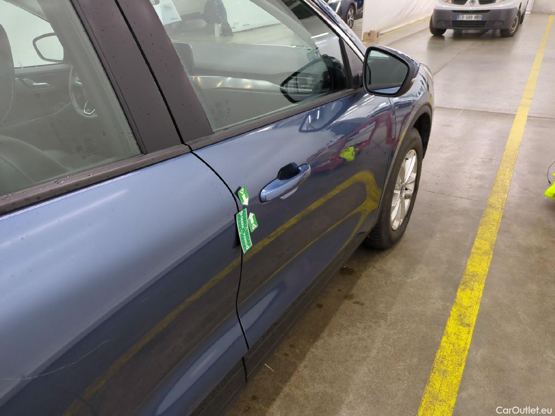  Ford  Kuga FORD  / 2019 / 5P / SUV 2.5 190 hybrid Flexifuel Pshift Titanium #21