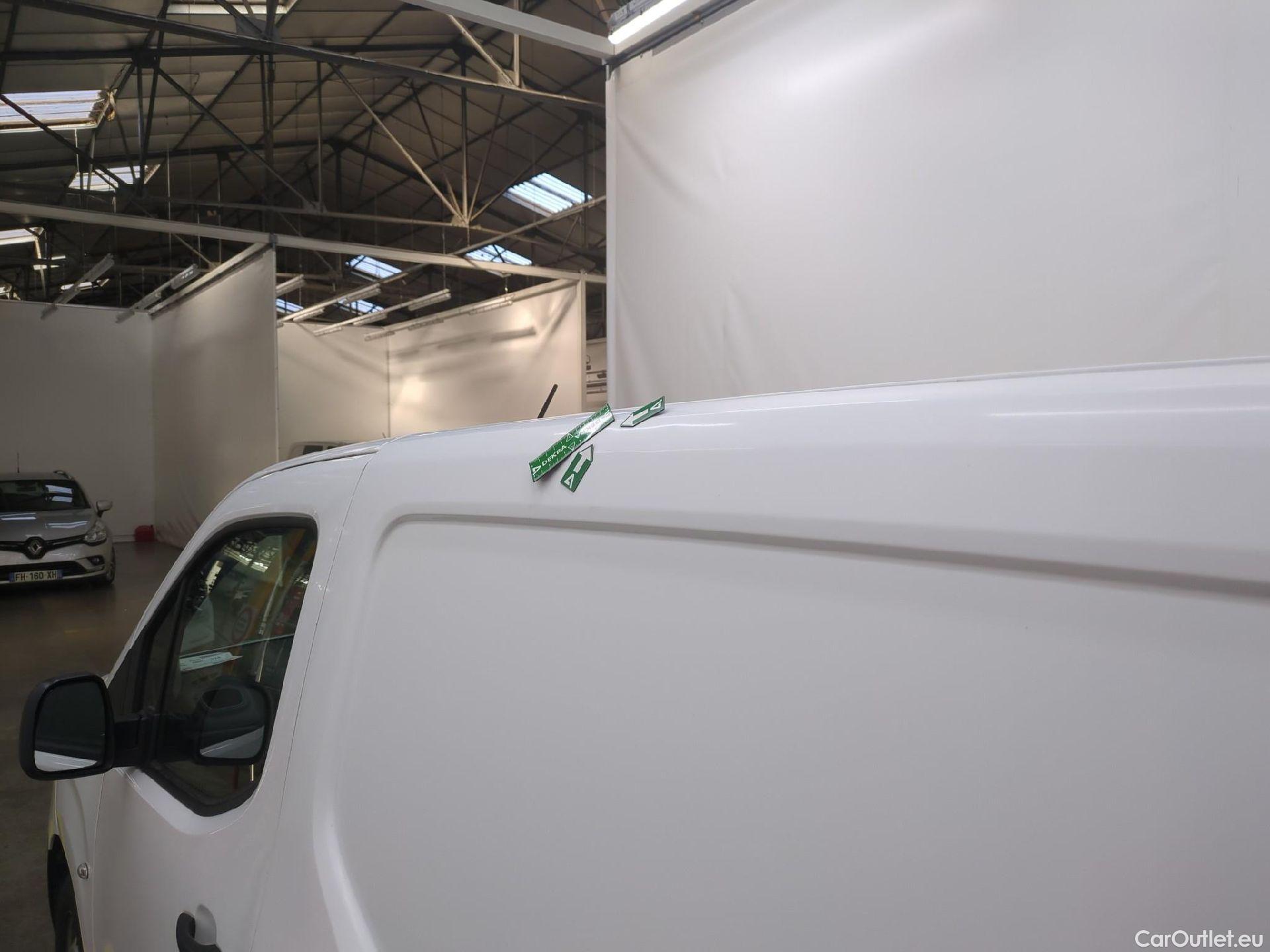  Citroen  Berlingo  Fourgon Club M 650 1.5 BlueHDi 130CV BVA8 E6dT #8