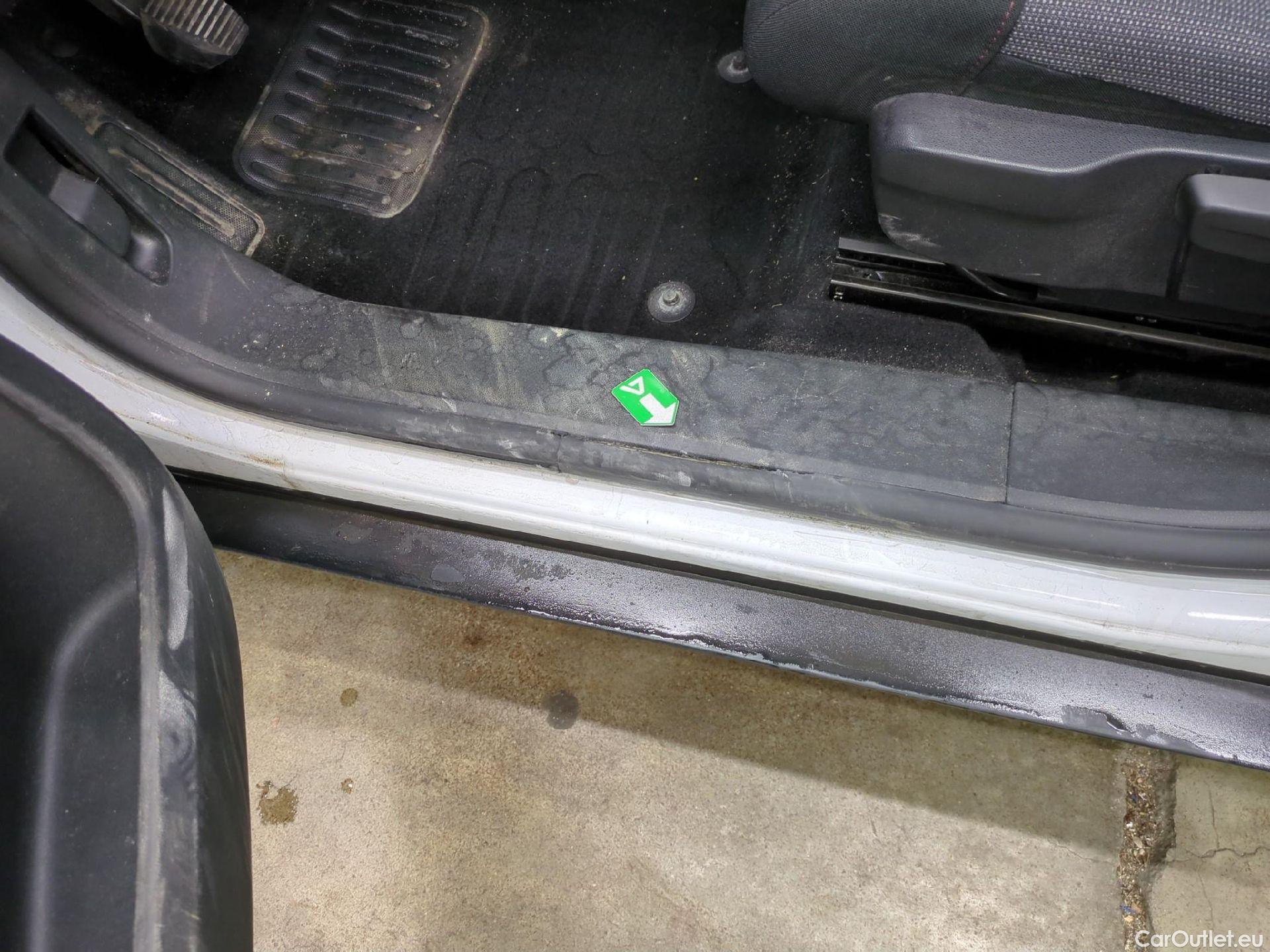  Citroen  C4 Cactus  Feel Nav Société 1.5 BlueHDi 100CV BVM6 E6dT #5