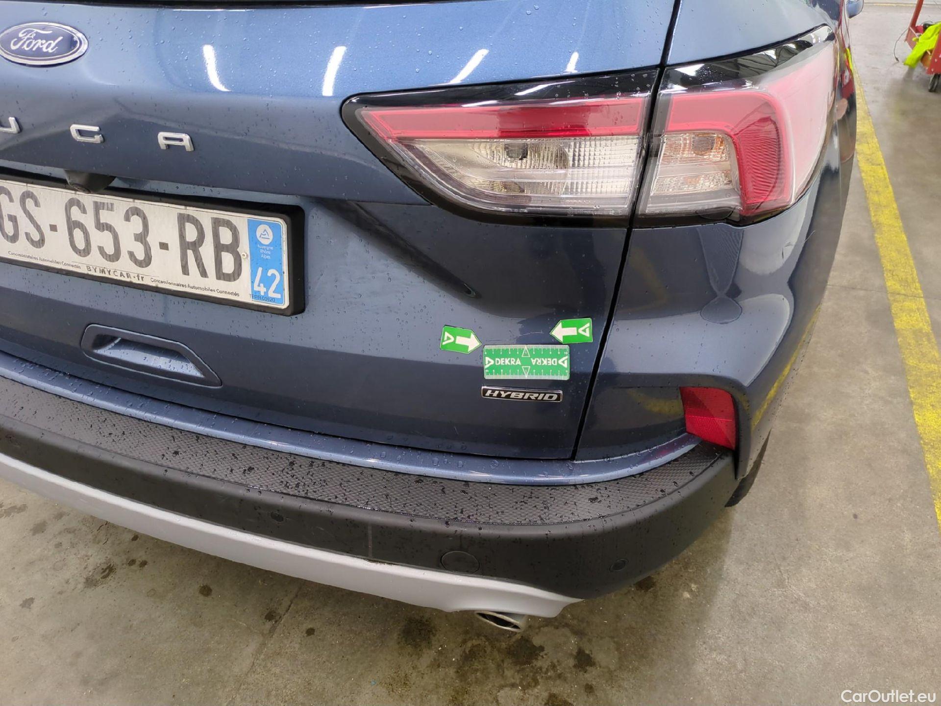  Ford  Kuga FORD  / 2019 / 5P / SUV 2.5 190 hybrid Flexifuel Pshift Titanium #23