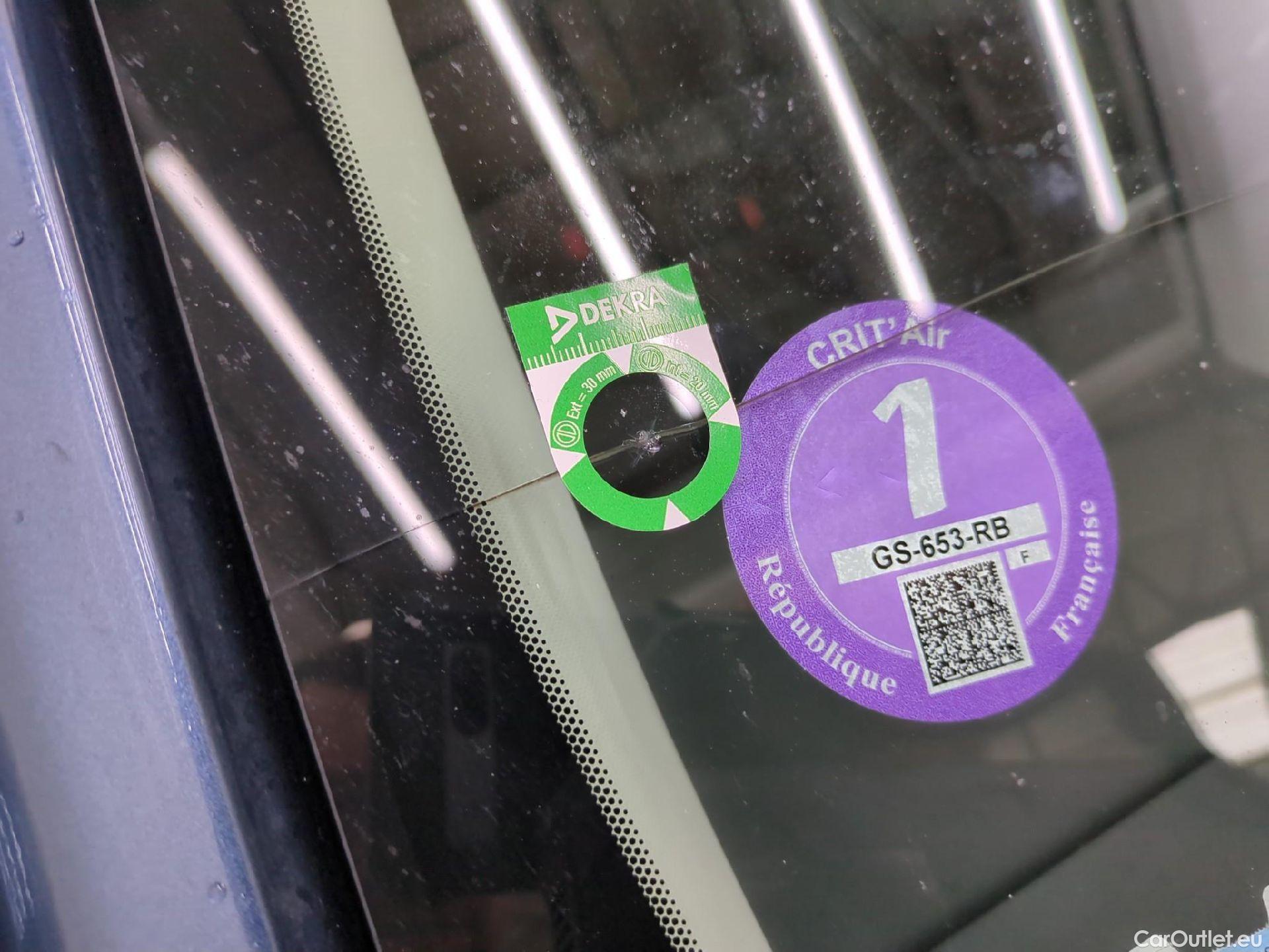  Ford  Kuga FORD  / 2019 / 5P / SUV 2.5 190 hybrid Flexifuel Pshift Titanium #1