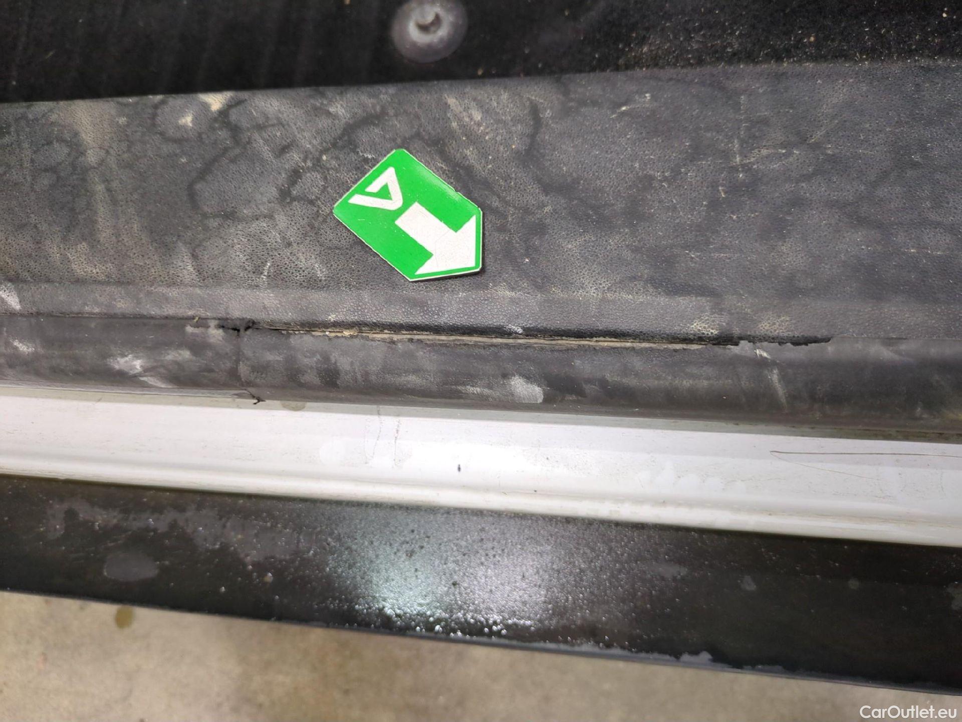  Citroen  C4 Cactus  Feel Nav Société 1.5 BlueHDi 100CV BVM6 E6dT #6