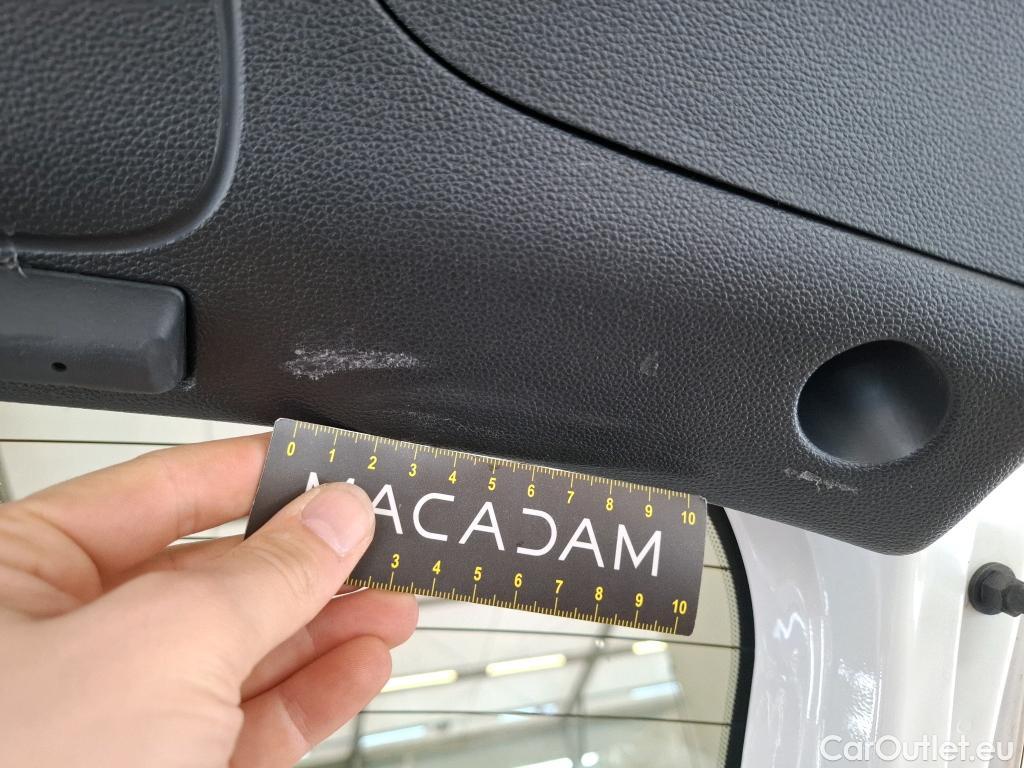  Hyundai  i20  Intuitive 1.2 85CV BVM5 E6 #12