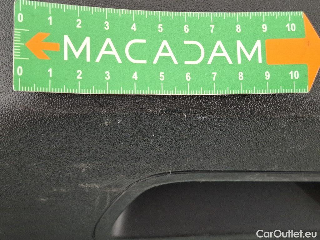  Citroen  C3  Société Feel Nav 1.5 BlueHDI 100CV BVM5 E6dT #39