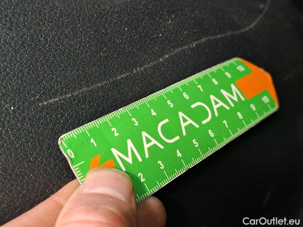  KIA  Sportage KIA  / 2021 / 5P / SUV 1.6 T-GDI 265 PHEV AUTO 4WD GT-L PREM BU #27