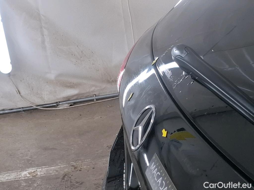  Mercedes  A-Klasse Classe A Compact / 2018 / 5P / Berline A 180 d Business Line 8G-DCT #12