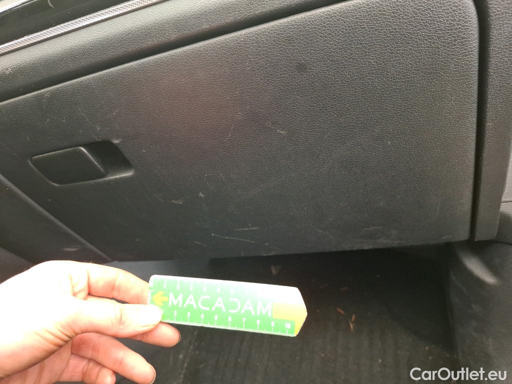  KIA  Sportage KIA  / 2021 / 5P / SUV 1.6 T-GDI 265 PHEV AUTO 4WD GT-L PREM BU #23