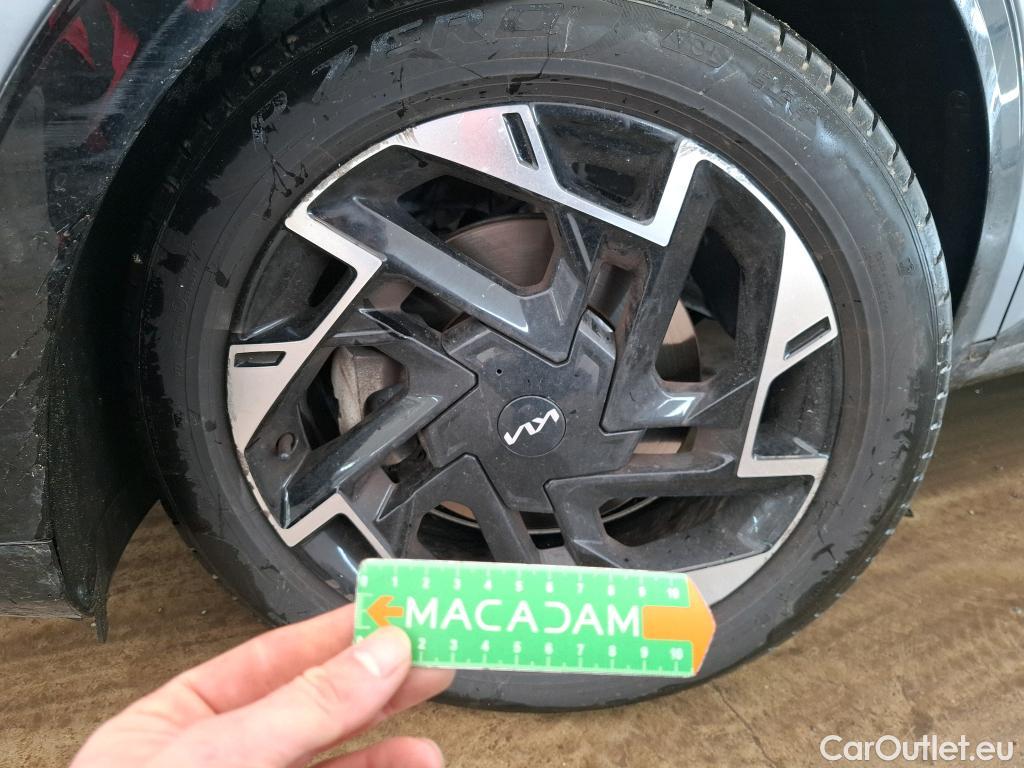  KIA  Sportage KIA  / 2021 / 5P / SUV 1.6 T-GDI 265 PHEV AUTO 4WD GT-L PREM BU #16