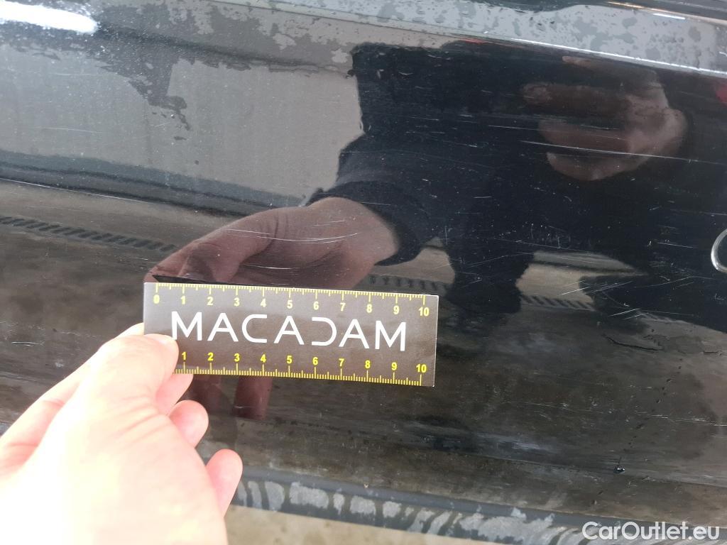  Mercedes  A-Klasse Classe A Compact / 2018 / 5P / Berline A 180 d Business Line 8G-DCT #40