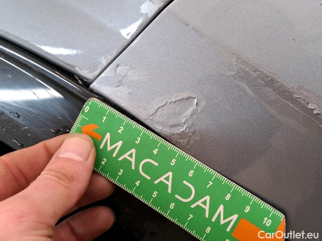  KIA  Sportage KIA  / 2021 / 5P / SUV 1.6 T-GDI 265 PHEV AUTO 4WD GT-L PREM BU #11