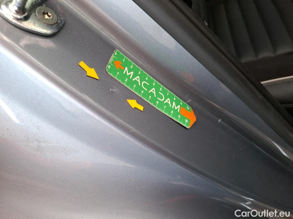  KIA  Sportage KIA  / 2021 / 5P / SUV 1.6 T-GDI 265 PHEV AUTO 4WD GT-L PREM BU #30