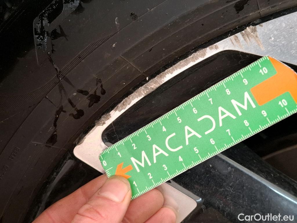  KIA  Sportage KIA  / 2021 / 5P / SUV 1.6 T-GDI 265 PHEV AUTO 4WD GT-L PREM BU #22