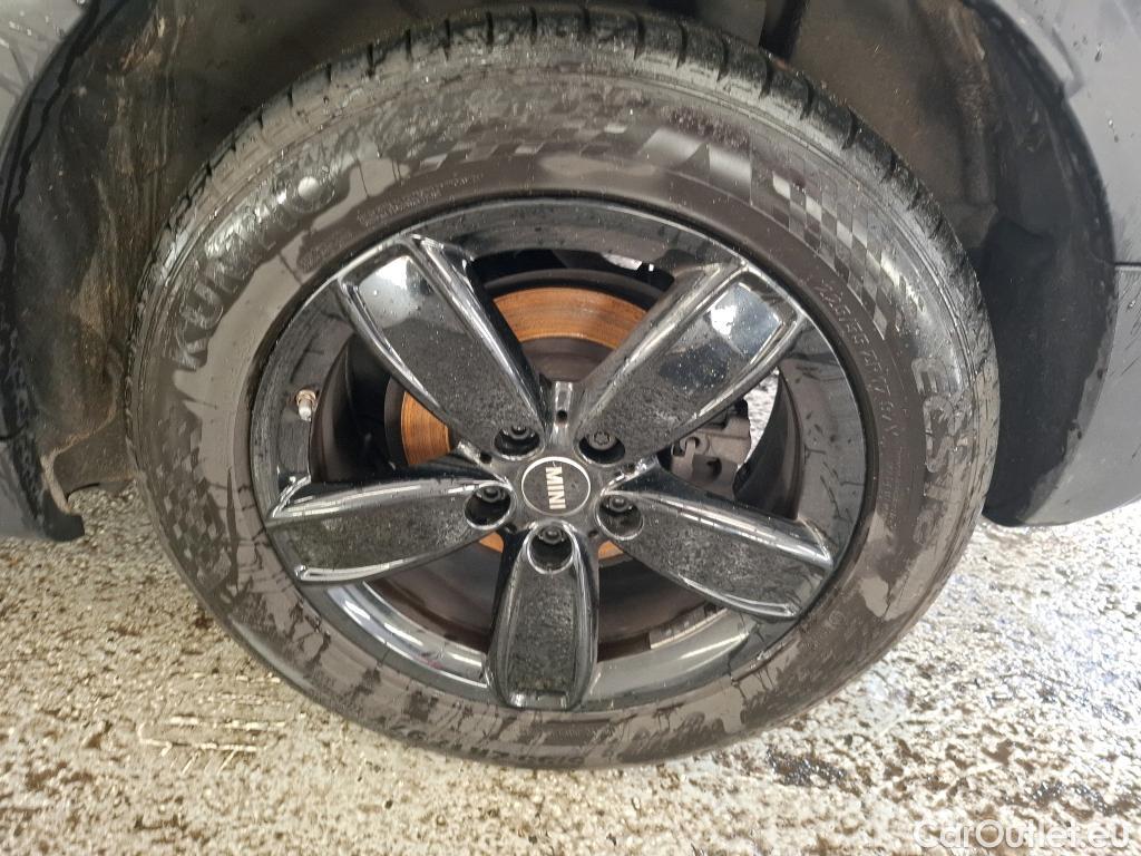  Mini  Countryman MINI  / 2020 / 5P / Crossover Cooper D Edition Northwood 150 ch BVA8 #9