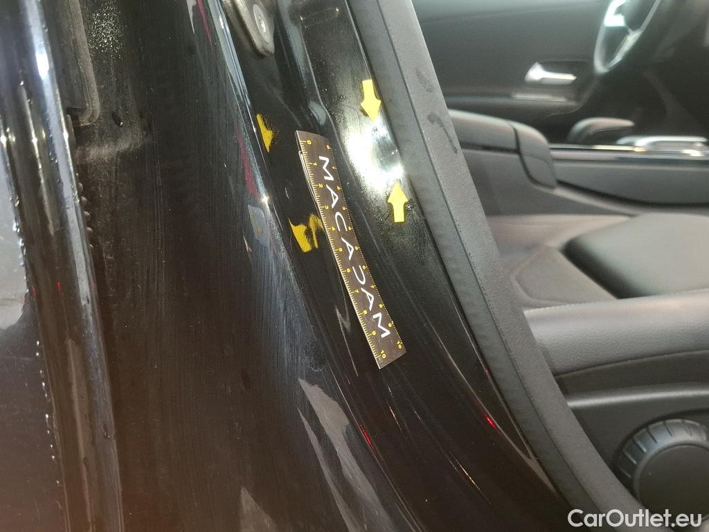  Mercedes  A-Klasse Classe A Compact / 2018 / 5P / Berline A 180 d Business Line 8G-DCT #60