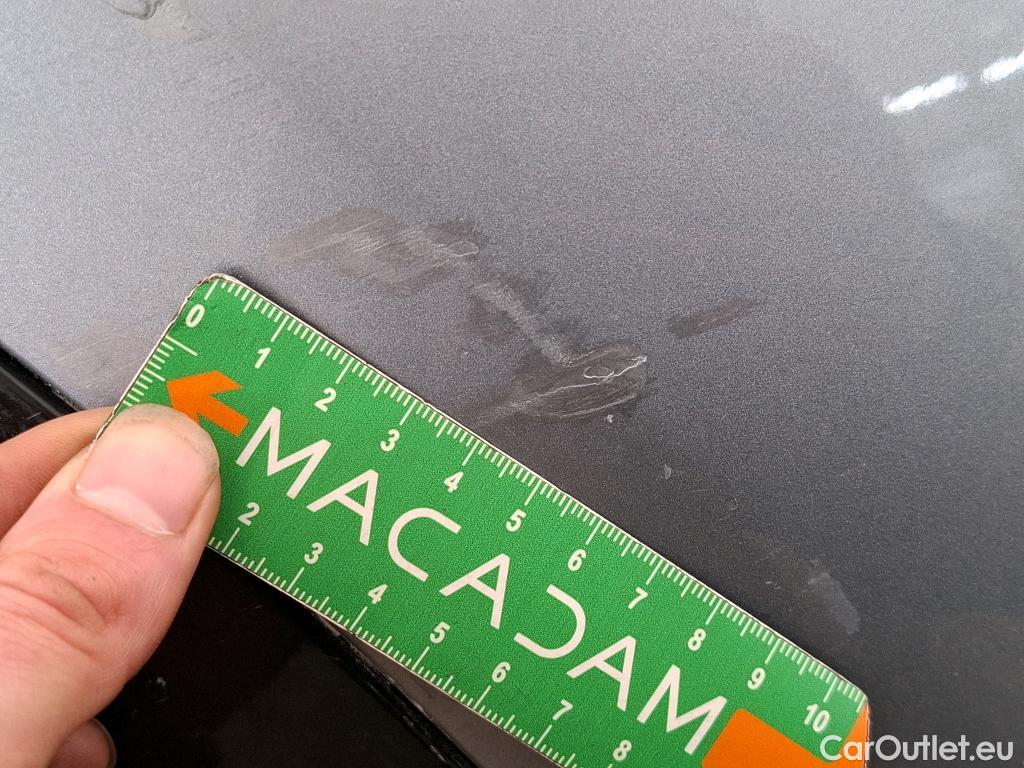  KIA  Sportage KIA  / 2021 / 5P / SUV 1.6 T-GDI 265 PHEV AUTO 4WD GT-L PREM BU #13