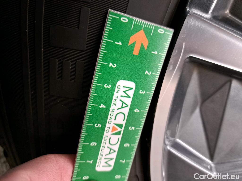  Hyundai  Tucson  Business Mild-Hybrid 2WD 1.6 CRDI 135CV BVA7 E6d #12