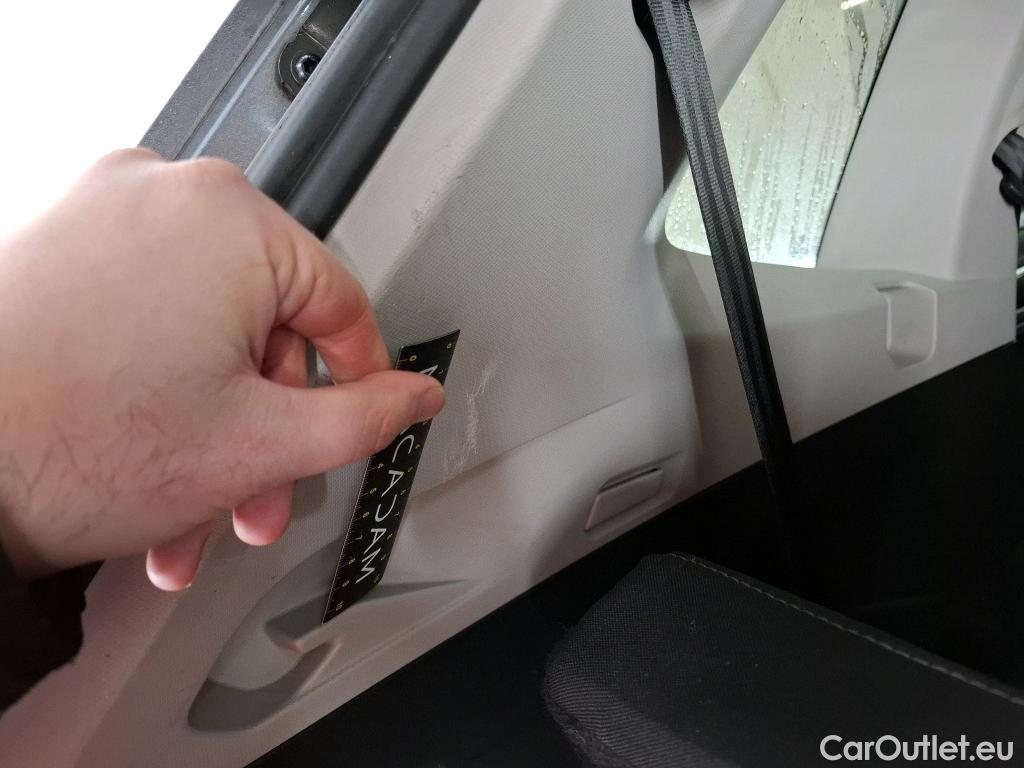  Volkswagen  Tiguan VOLKSWAGEN  Allspace / 2017 / 5P / SUV 1.5 TSI 150 EVO DSG7 Carat #26