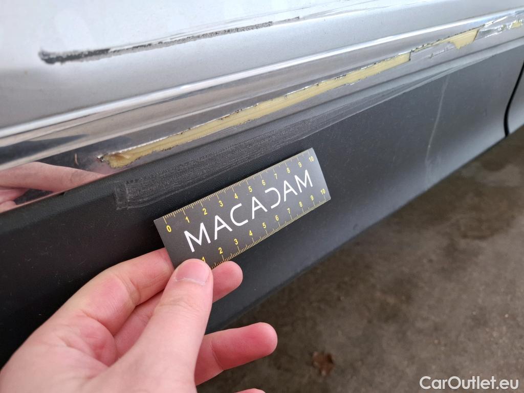  Volkswagen  Tiguan VOLKSWAGEN  / 2020 / 5P / SUV 2.0 TDI 150 DSG7 Life Business #35