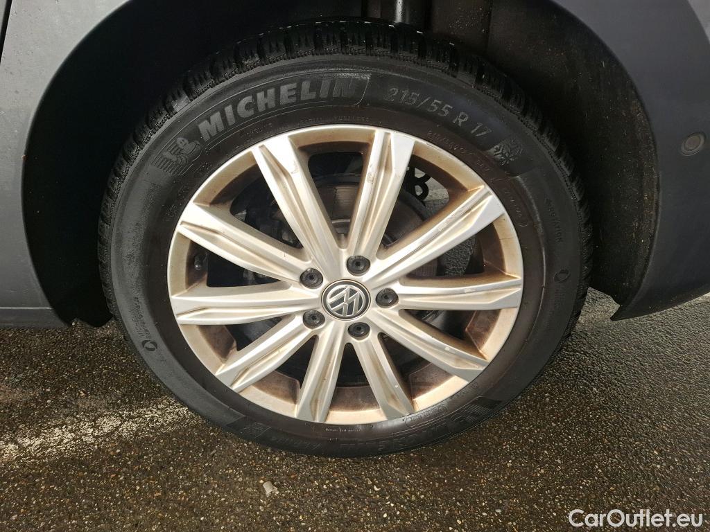  Volkswagen  Touran VOLKSWAGEN  5p Monovolume 2.0 TDI 150 Carat BMT #48