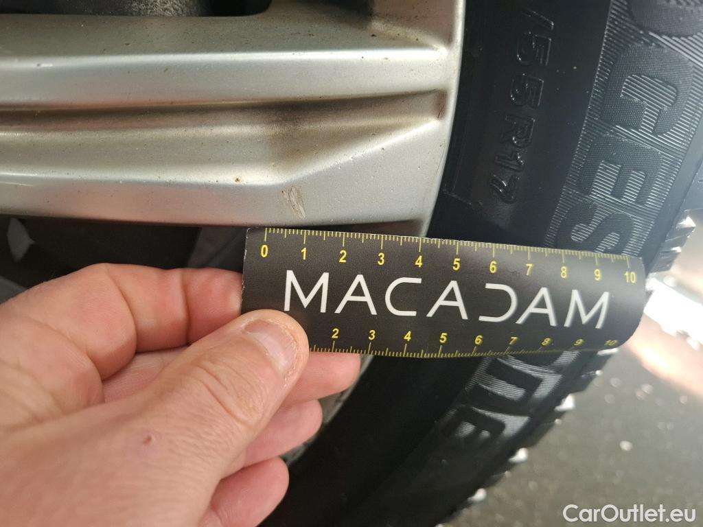  Volkswagen  Touran VOLKSWAGEN  5p Monovolume 2.0 TDI 150 Carat BMT #61