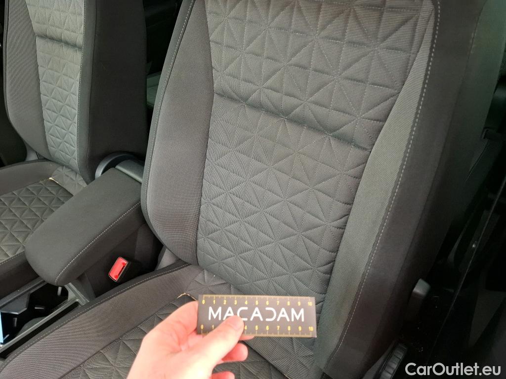  Volkswagen  Tiguan VOLKSWAGEN  / 2020 / 5P / SUV 2.0 TDI 150 DSG7 Life Business #31