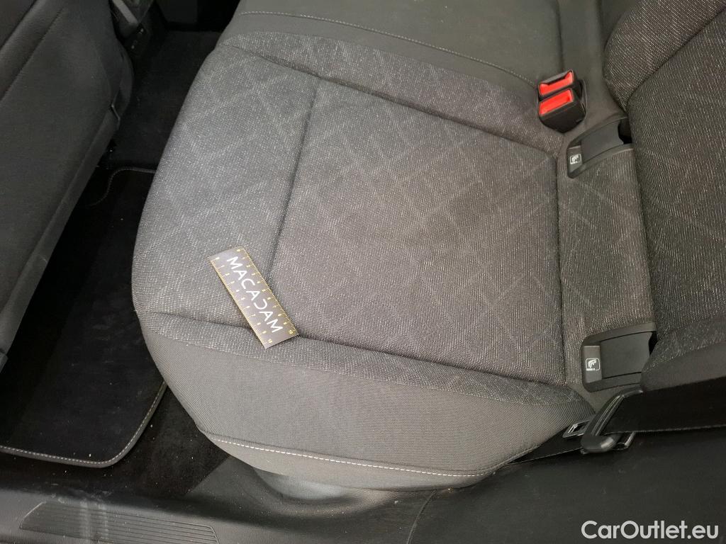  Volkswagen  Golf  VIII Berline Life Plus 2.0 TDI 115CV BVA7 E6d #34