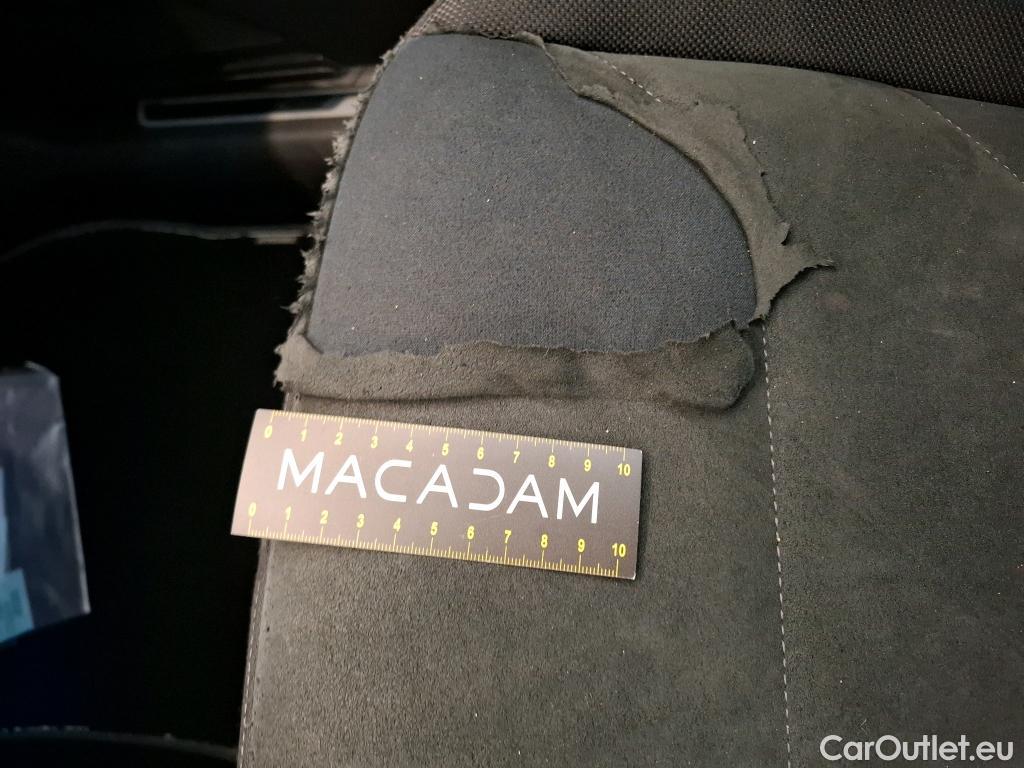  Volkswagen  Tiguan VOLKSWAGEN  Allspace / 2017 / 5P / SUV 1.5 TSI 150 EVO DSG7 Carat #2