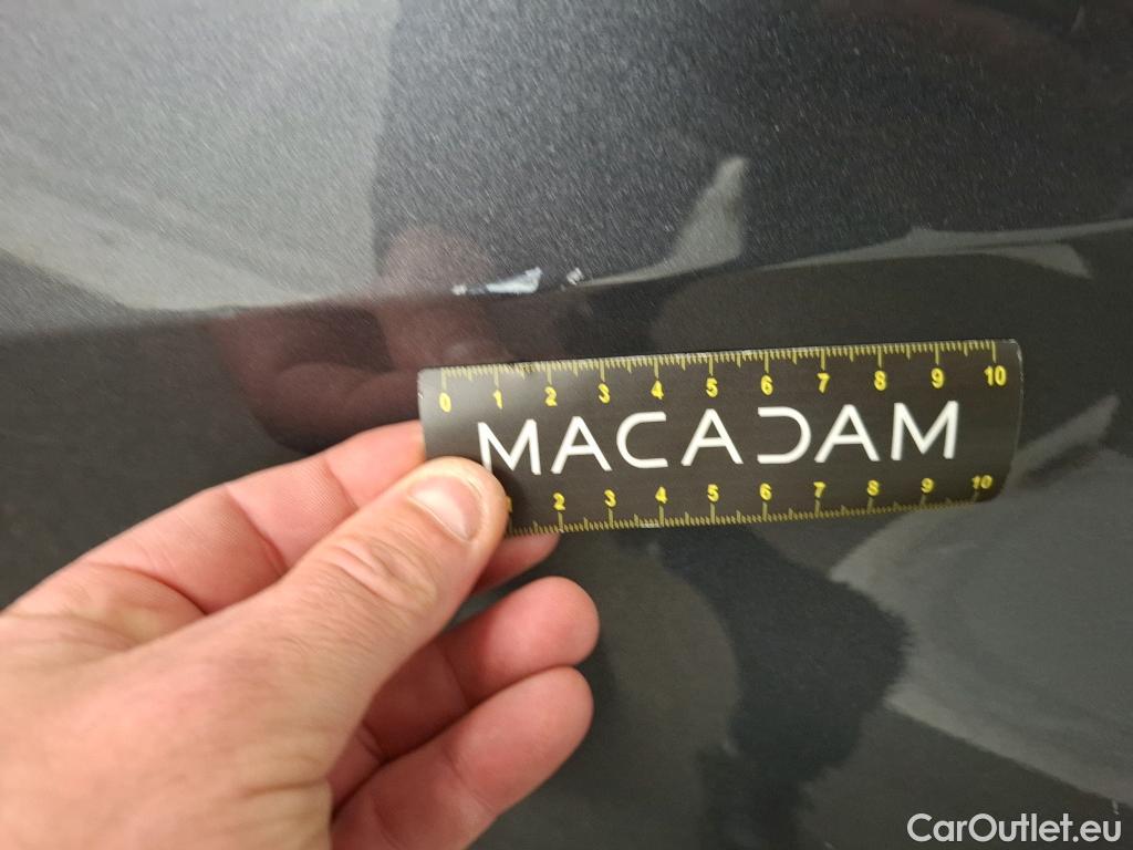  Toyota  C-HR TOYOTA  5p Berline 1.8 HYBRIDE 122 GRAPHIC #4