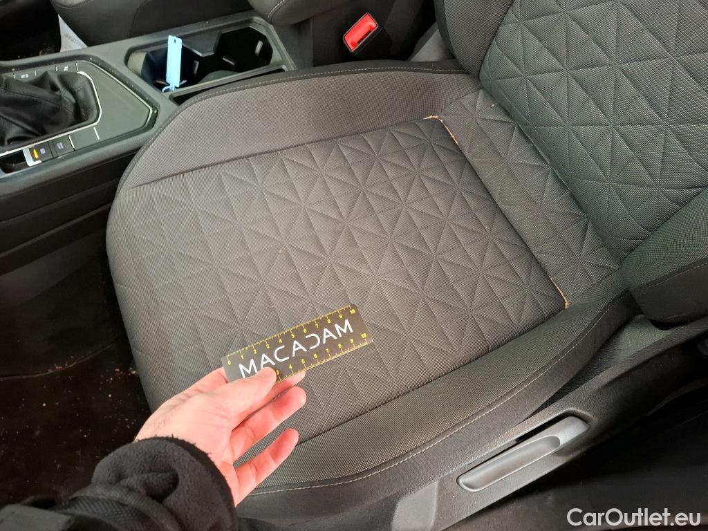  Volkswagen  Tiguan VOLKSWAGEN  / 2020 / 5P / SUV 2.0 TDI 150 DSG7 Life Business #30